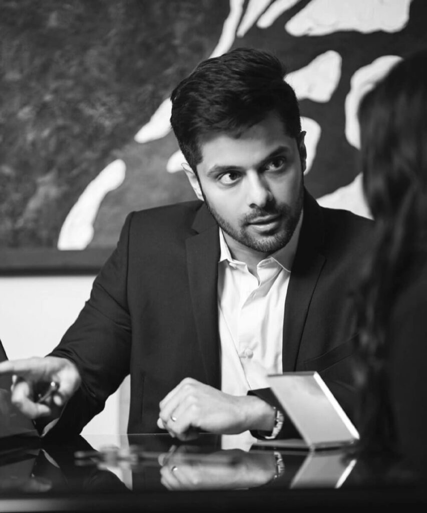 Dr Naqvi